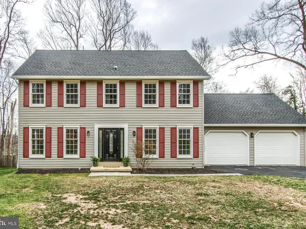 128 Azalea Dr, Hershey, PA 17033