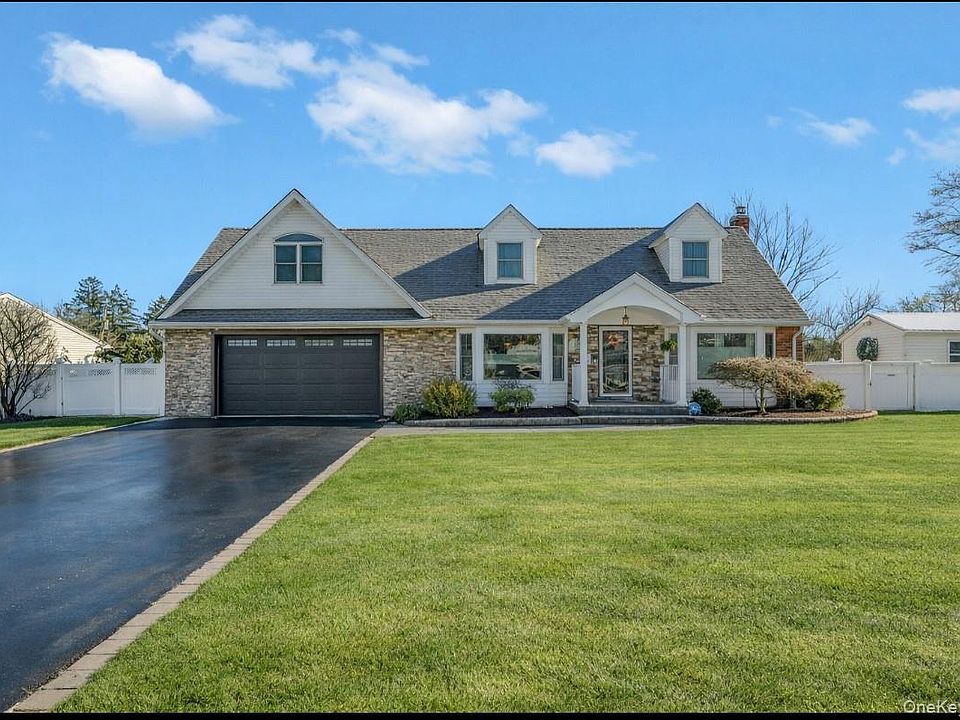 1st image of 19 Radburn Drive