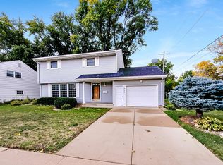 1022 Elton Hills Dr NW, Rochester, MN 55901