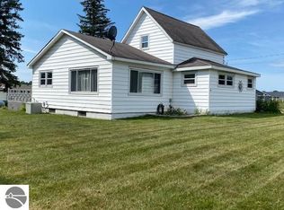 9617 W Broadway St, Mc Bain, MI 49657