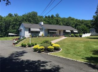 189 Burrows Ln, Blauvelt, NY 10913
