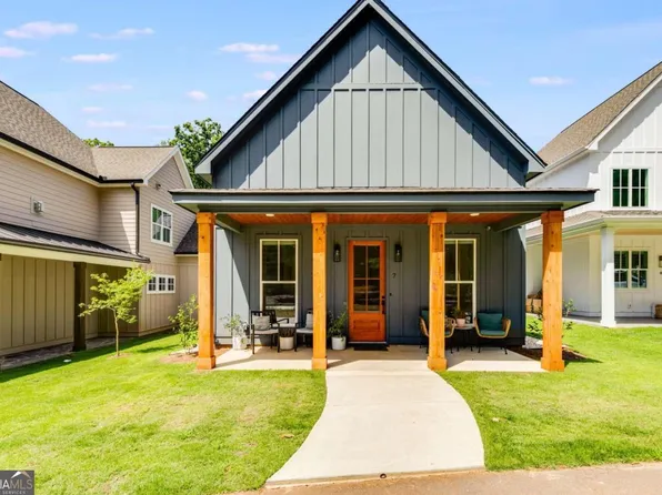 805 Hays Mill Rd, Carrollton, GA 30117