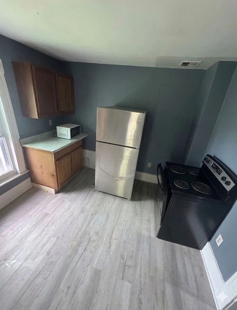 115 Fairfield Ave — Photo 1