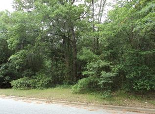 521 Whippoorwill Rd, Albany, GA 31707