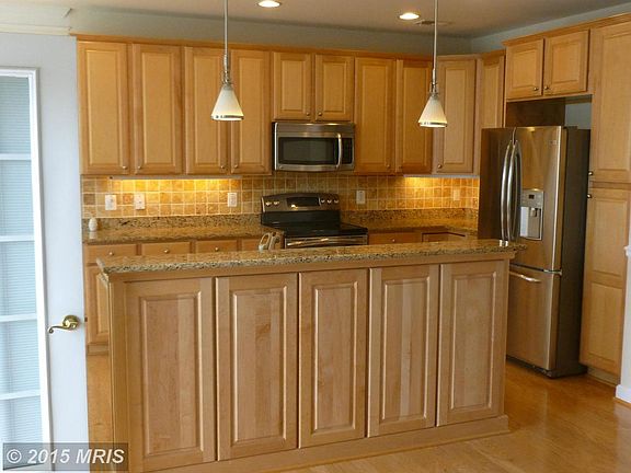 3rd image of 1503 Broadneck Pl Unit 301