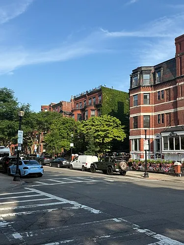 289 Newbury St #3 Photo 1