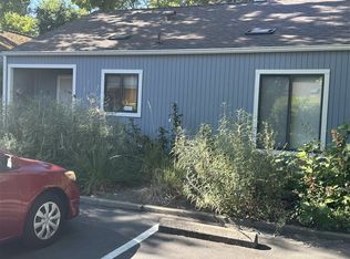 2444 Sycamore Ln APT 3, Davis, CA 95616
