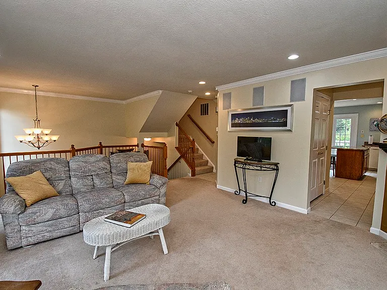134 Chapel Harbor Dr — Photo 7