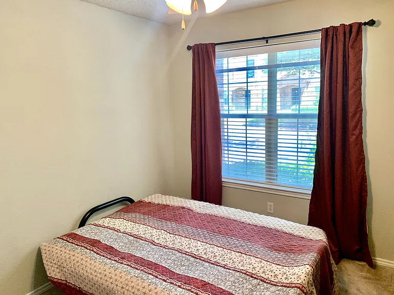 2105 Main St #1 — Photo 11