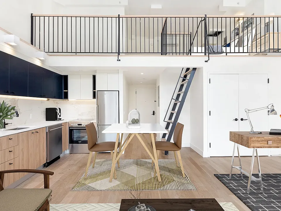 25 Bruckner Blvd #2U