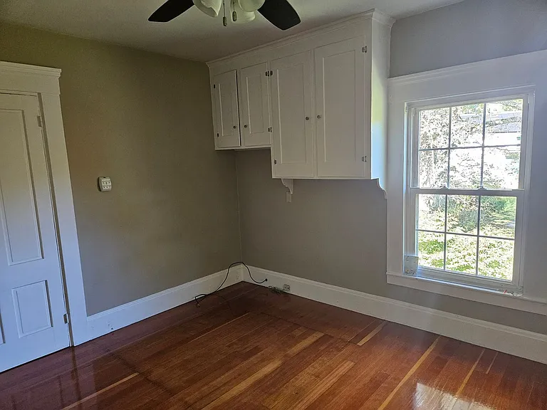 36 Pleasant St — Photo 21