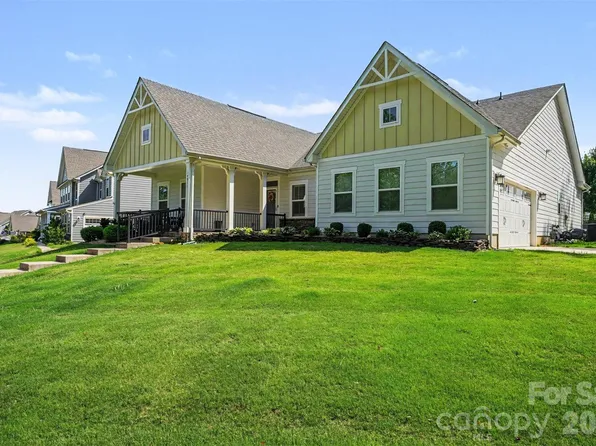 14811 Williams Place Aly, Davidson, NC 28036