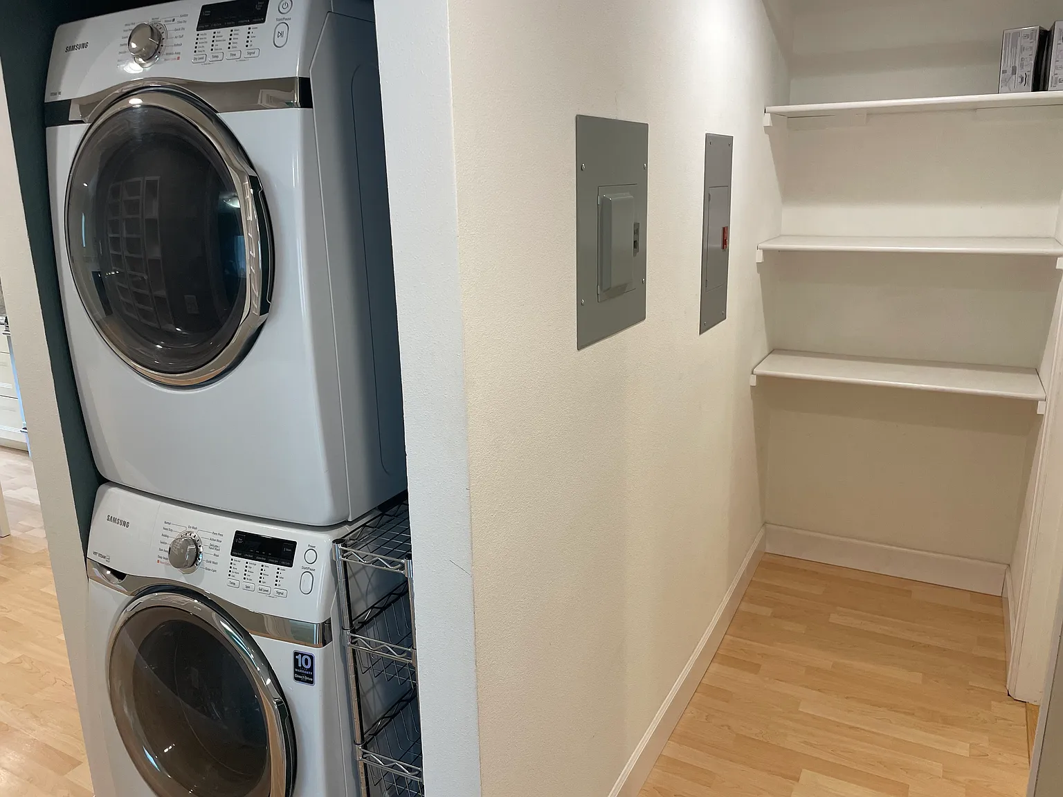 2 bed, 776 sqft, $2,200 — Photo 3