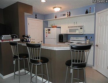 4th image of 23002 Chandlers Ln APT 115