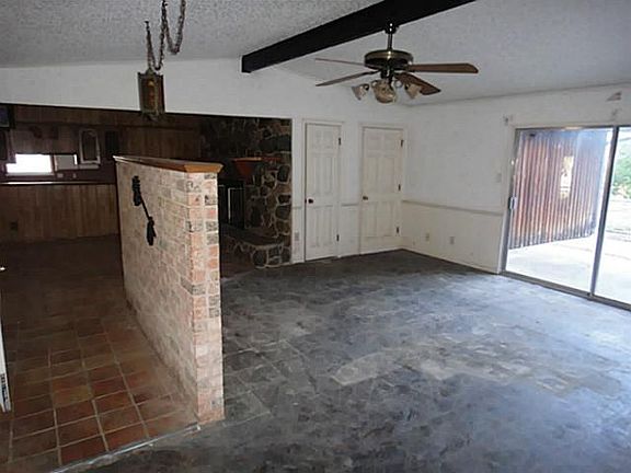 3rd image of 329 Woodhaven Dr