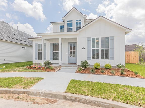 2nd image of 310 Harvey Cay Ln