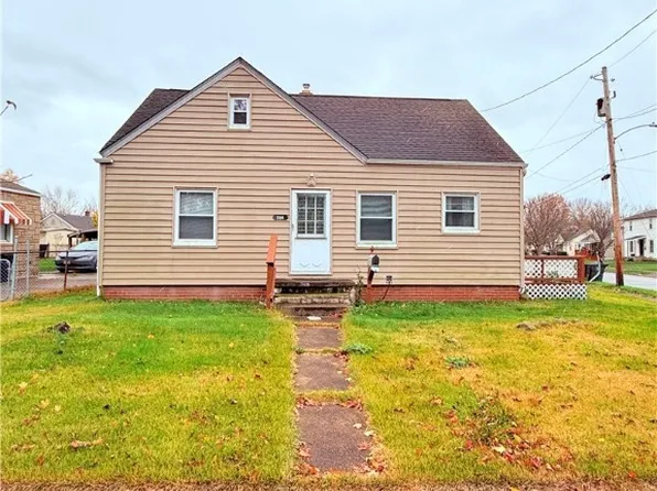 706 E Archwood Ave, Akron, OH 44306