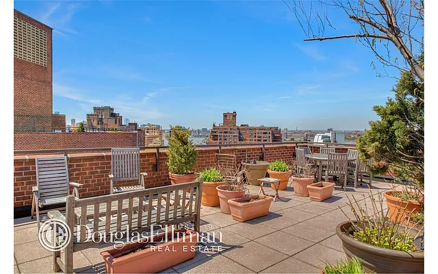 Rented by Douglas Elliman | media 17