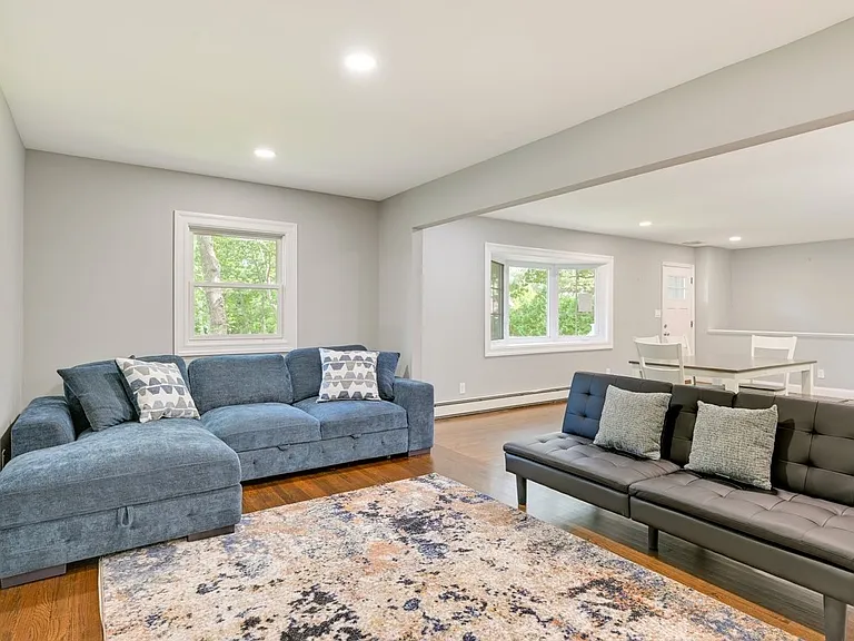 2 Fairview Rd — Photo 7