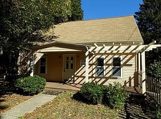 42 Marlboro Rd, Stow, MA 01775