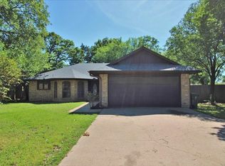 4828 Butterfield Rd, Arlington, TX 76017