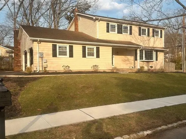 2 W End Ave, Spotswood, NJ 08884