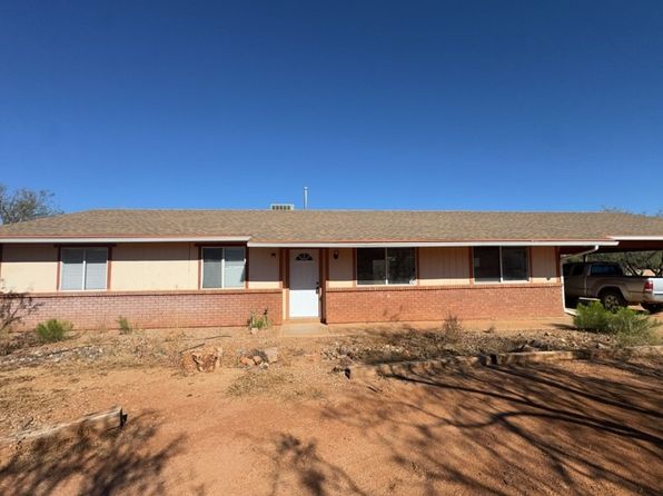 4865 E Kensington St