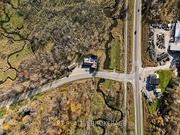 4th image of 16 Westport Rd