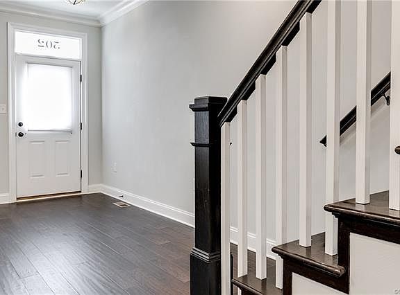 4th image of 502 Chimborazo Blvd