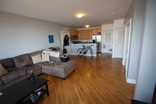 1st image of 1800 W Erie St APT 12