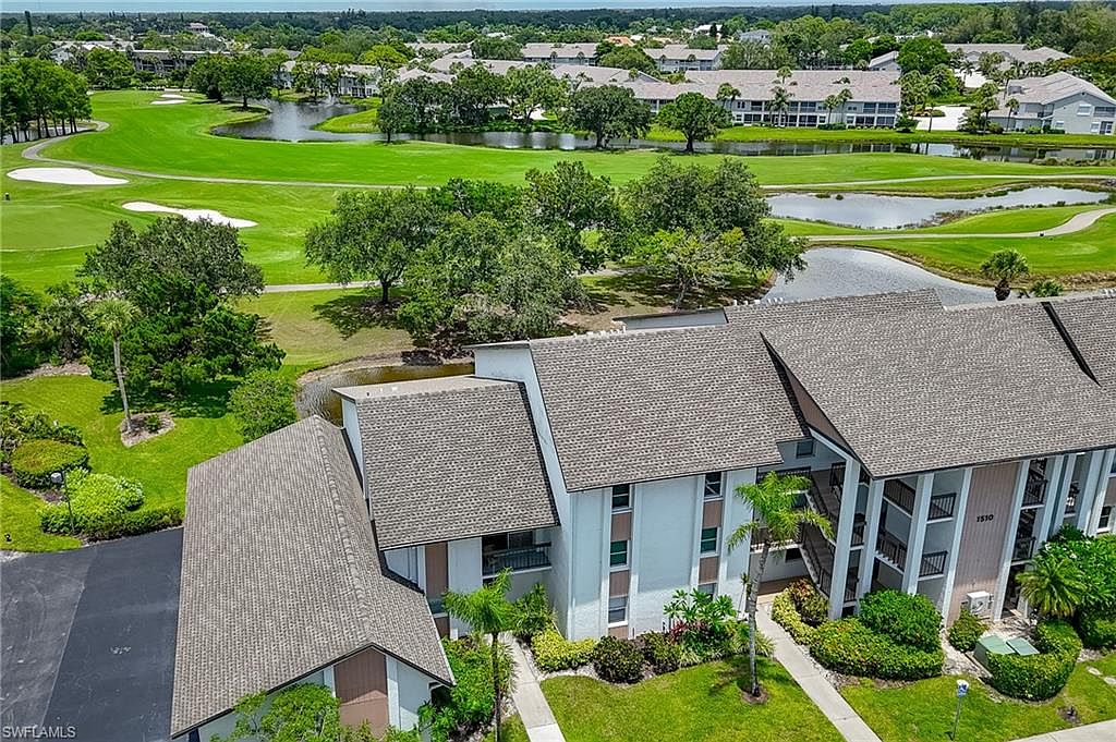 Photo inspiration: 1510 Imperial Golf Course Blvd Apt 111 Naples Fl 34110 Photo Inspiration