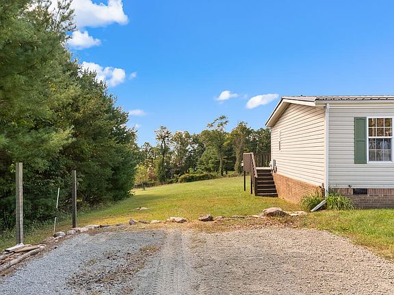 5th image of 179 Grayson View Ln