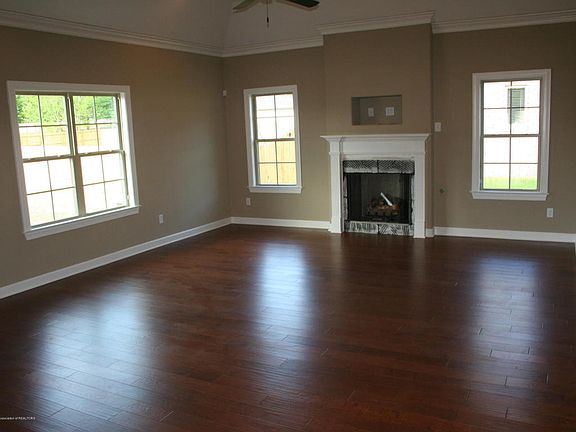 2nd image of 3889 Cobblewood Dr
