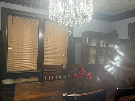 3rd image of 309 Water St
