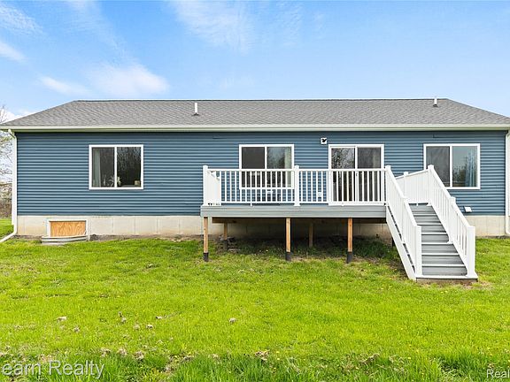 3rd image of 7395 Baldwin Rd