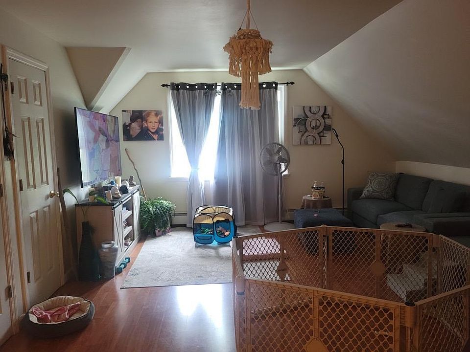 1st image of 371 Richmond Blvd Floor 2