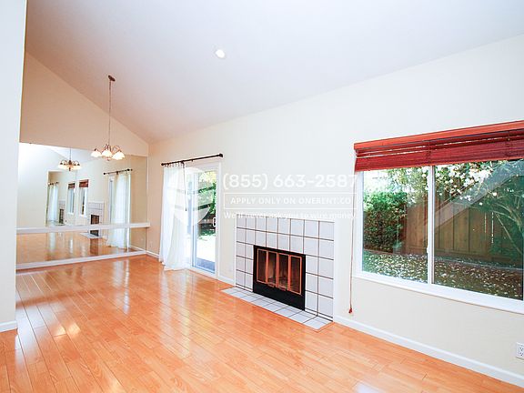 2nd image of 34320 Siward Dr