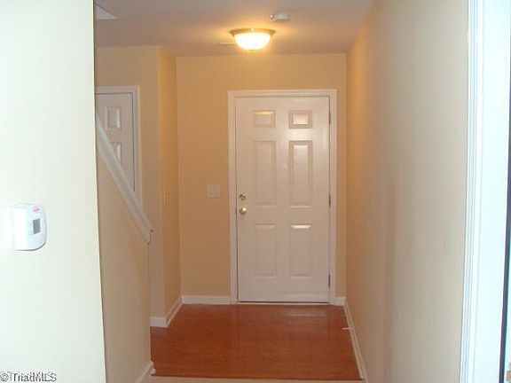 4th image of 3109 Alder Way