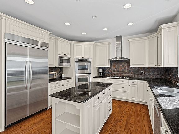 4th image of 1148 Kenton Rd