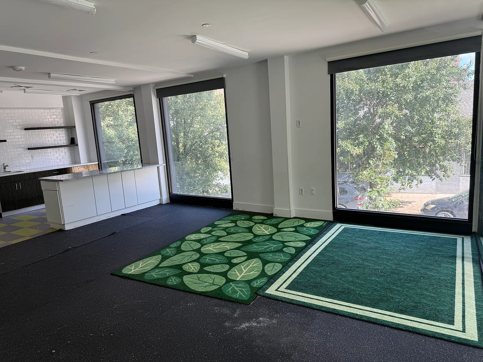 428 Wythe Avenue — Photo 2