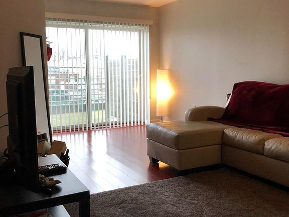 5th image of 100 W Squantum St APT 104