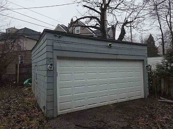 5th image of 18224 Sherrington Rd