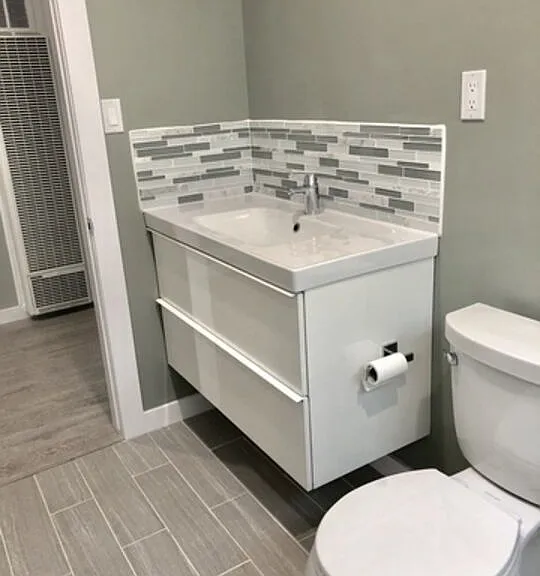 815 S Sherbourne Dr #3 — Photo 6