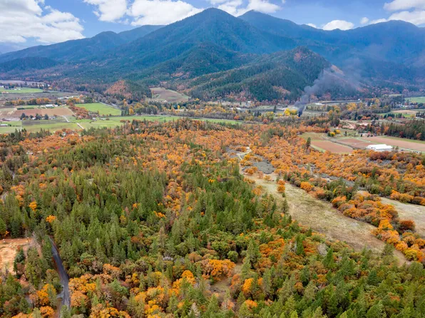 0 China Gulch Rd, Jacksonville, OR 97530