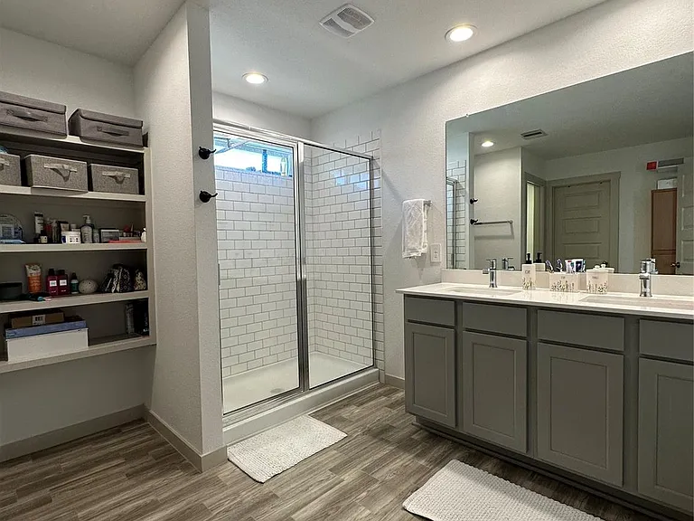 7219 Whispering Leaf St — Photo 18