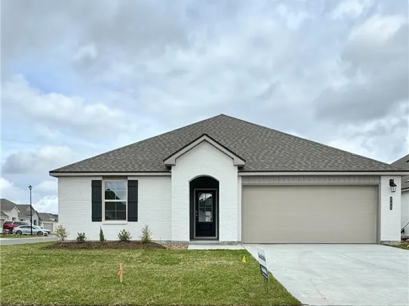 252 Sawyer Dr, Sulphur, LA 70665