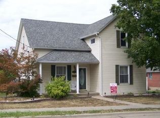 320 N Walnut St, Perryville, MO 63775