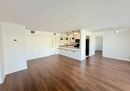 77 Hendricks Isle Photo 1