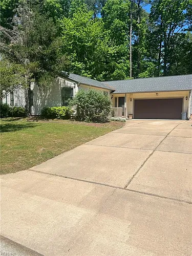 7 Friedman Pl Photo 1