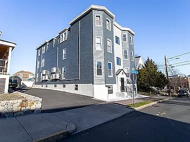 18 Fitzhenry Sq #3 — Photo 14